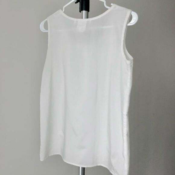 Vittoria‎ VIRINI Vintage White Sleeveless Lightly Sheer Classic Blouse Sz S - Picture 2 of 4